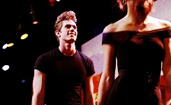 Checkingoout ryley.gif