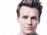 Jonathan Groff