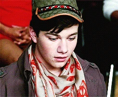 Tumblr n7kna3tmvL1qh97q8o4 250.gif