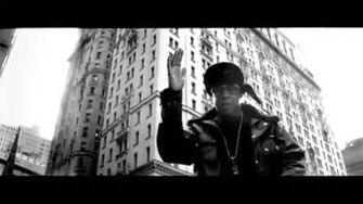 Jay-Z_feat._Alicia_Keys_-_Empire_State_Of_Mind_Official_Video-2