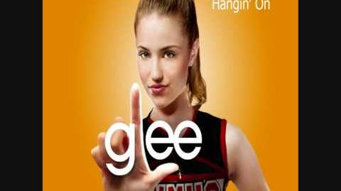 Glee_-_You_Keep_Me_Hangin'_On