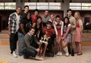 Glee-Club1x13Provinciali