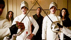 Tumblr n45gauHq9y1renejro8 250.gif