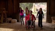 Normal scnet glee6x08 0015