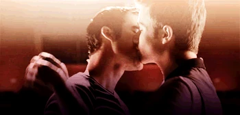 Tumblr lu8pq9cugv1qjrillo3 400.gif