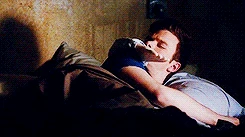 Tumblr n4gqopLHxI1r295ako6 250.gif