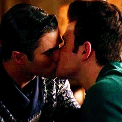 Tumblr n3dqla1AvU1qfgg1ao1 250k2.gif