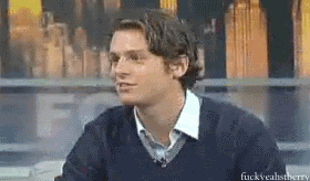 Tumblr lavh9hgp5J1qb9f82.gif