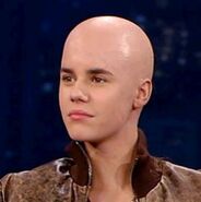 Bieber... BALD