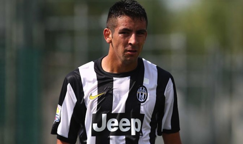 Mauricio Isla - Soccer Wiki: para os fãs, dos fãs