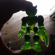 Mori Katsura's (RealxHead) personal figure showing off the overspray paintjob.[12]