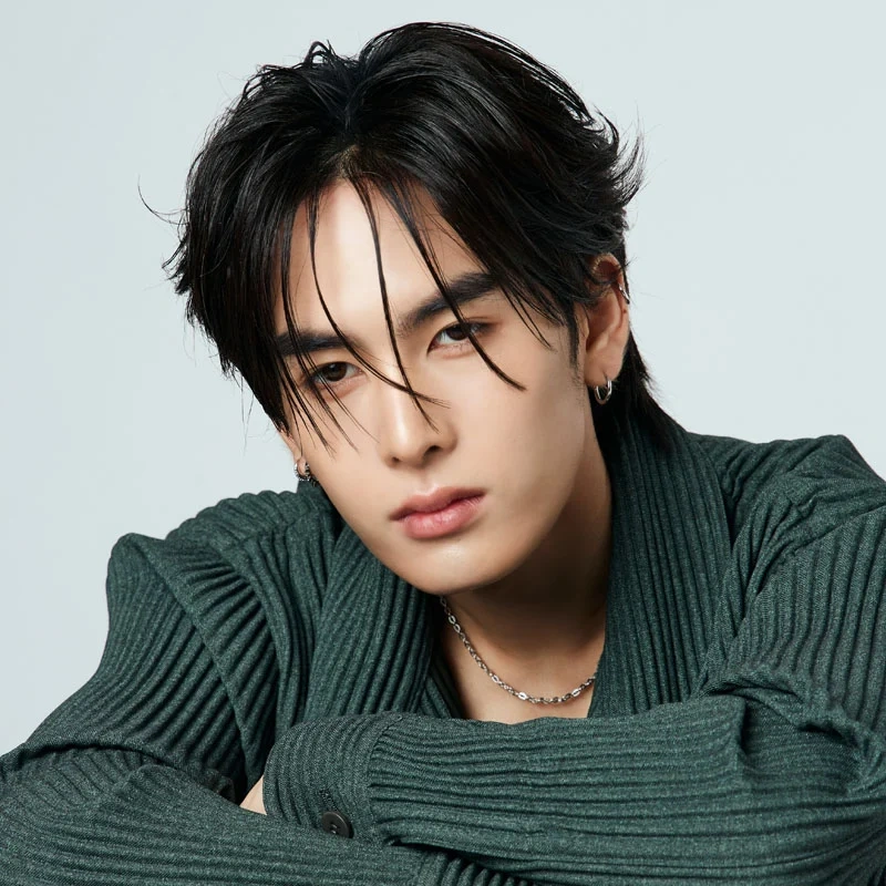 Santa Pongsapak Udomphoch | GMMTV Wiki | Fandom