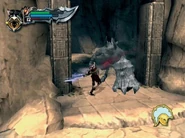 Kratos peleando contra minotauros.jpg (42 kB) Kratos enfrentándose a minotauros.