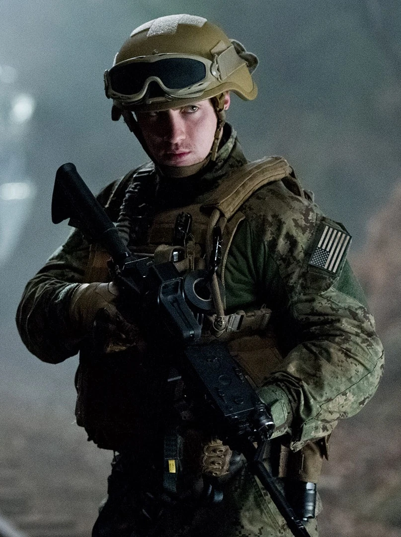 Godzilla (2014) trivia: Which military unit trained Aaron Taylor-Johnson for his EOD role?