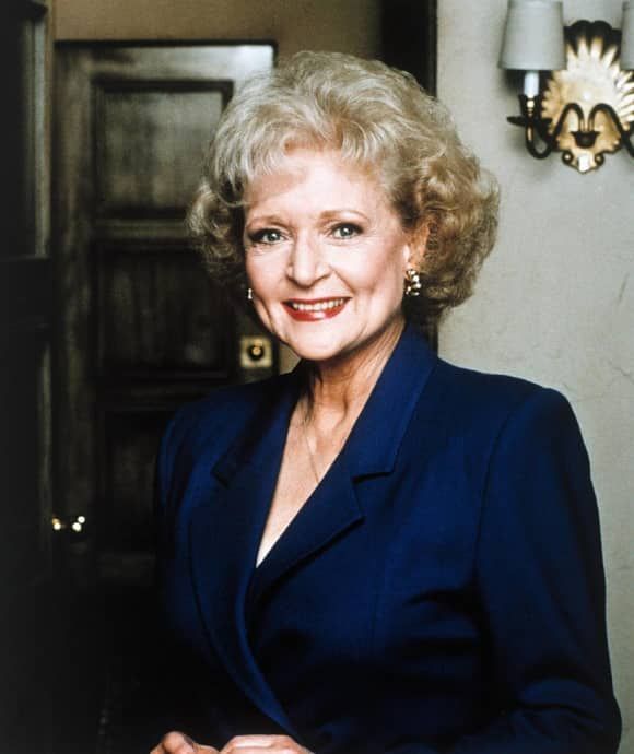 https://static.wikia.nocookie.net/goldengirls/images/d/d1/E33c3bc61f2f31a0100c9d8725e91147.jpg/revision/latest?cb=20210407001048