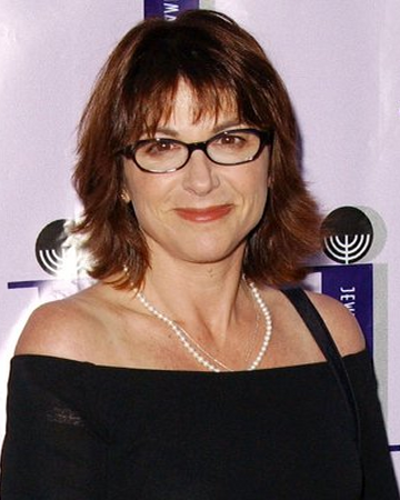 Dinah manoff pics