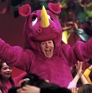 Nortonsheldon.jpg (31 KB) Sheldon Mopes/Smoochy the Rhino in Death to Smoochy.