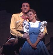 Drakeoklahoma!.jpg (19 KB) Curly McLain and Laurey Williams in Oklahoma!