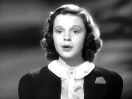Pinkie Wingate in Listen, Darling.