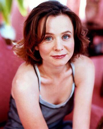 Emily Watson The Golden Throats Wiki Fandom