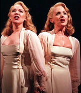 Violet and Daisy Hilton in Side Show.