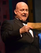 Warbucksrobertson.jpg (30 KB) Oliver "Daddy" Warbucks in Annie.