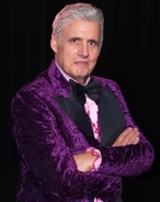 Tamborgeorges.jpg (61 KB) Georges in La Cage Aux Folles.