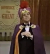 Deluisedeanmartin.jpg (26 KB) The Dean Martin Show.