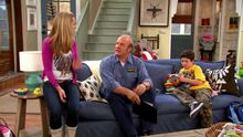 Bob talks with Teddy about her date.