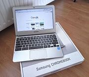 Samsung-Chromebook-box