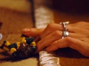 Schienacciaio nel videoclip di Castelli di Lenzuola.