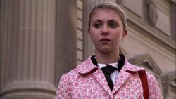 Gossip Girl': Jenny almost has the time of her life