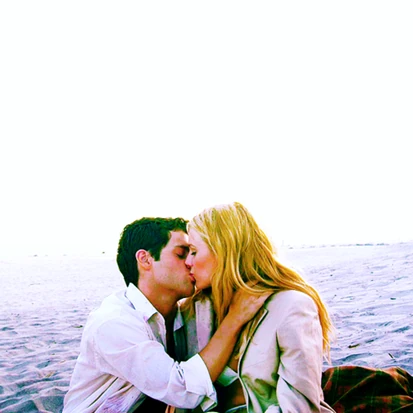 Tumblr loyoewqmHq1qc9cn2o1 500