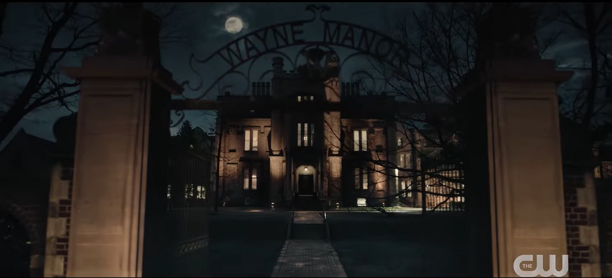 Wayne Manor Gotham Knights Wiki Fandom