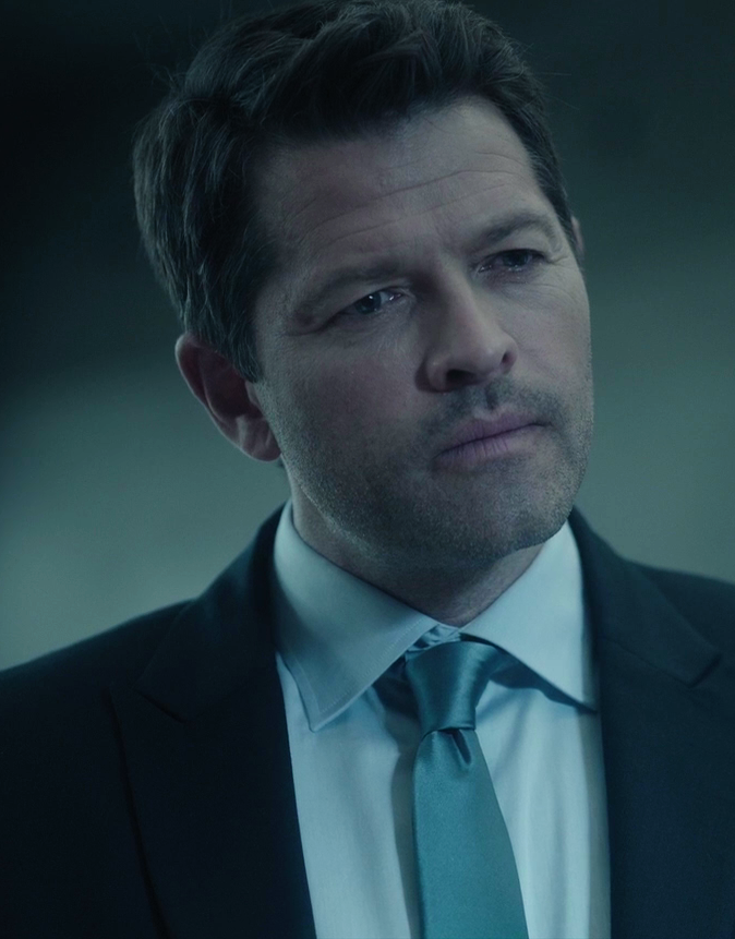 Gotham Knights' Featurette: Misha Collins on Harvey Dent Becoming Two Face