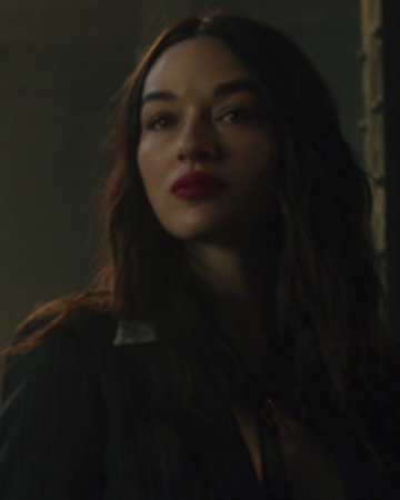 ソフィア ファルコン Gotham Wiki Fandom ソフィア ファルコン Gotham Wiki Fandom