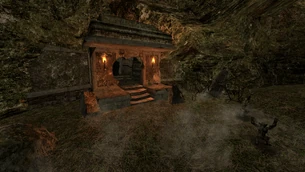 Grobowiec Quarhodrona (wejście).png (5,6 MB) Wejście do grobowca Quarhodrona