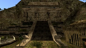 Вход в штаб Ворона