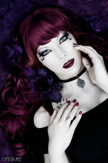 Vampire Goth | Gothtypes Wiki | Fandom