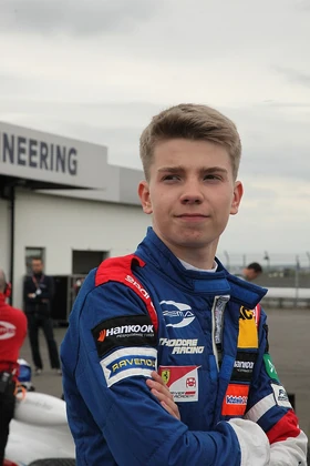 Robert Shwartzman 2018