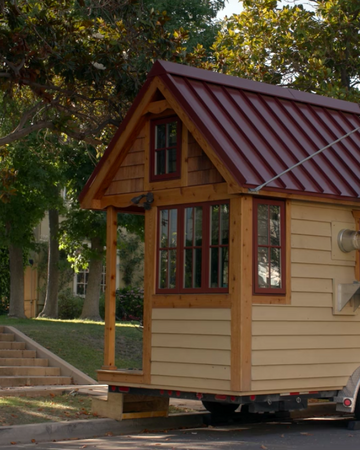 Coyote S Tiny House Grace And Frankie Wiki Fandom