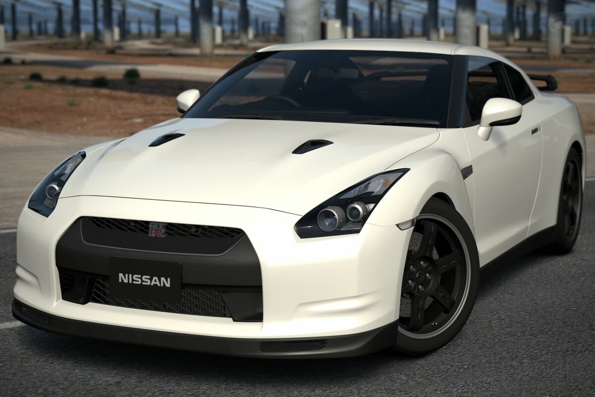 Nissan GT-R (R35) Spec-V (Ultimate Opal Black) | HLJ.com
