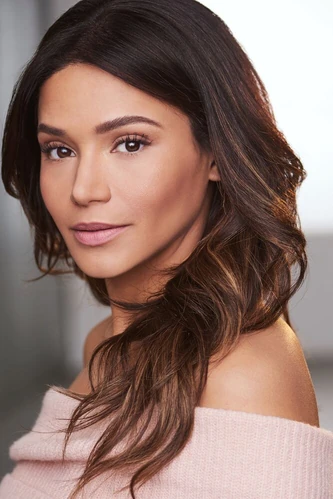 Sabrina Texidor | Grand Hotel Wiki | Fandom