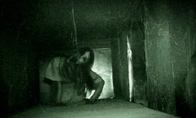 Horror Movie Review — Grave Encounters, by Dahlia DeWinters