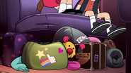 S2e20 dipper and mabel's bags