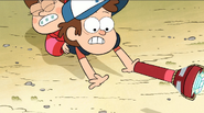 S1e11 mabel tackles dipper