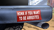 S2e1 honk if u wanna be arrested