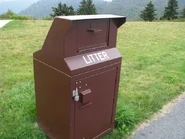 Remember campers: Trash on campgrounds is "un-bear-able!" ALWAYS deposit litter!#OregonParksDept