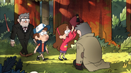 S2e20 Mabel gives Stan his fez