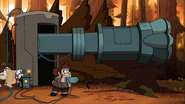 S2e20 Dipper looks scared of Grenda